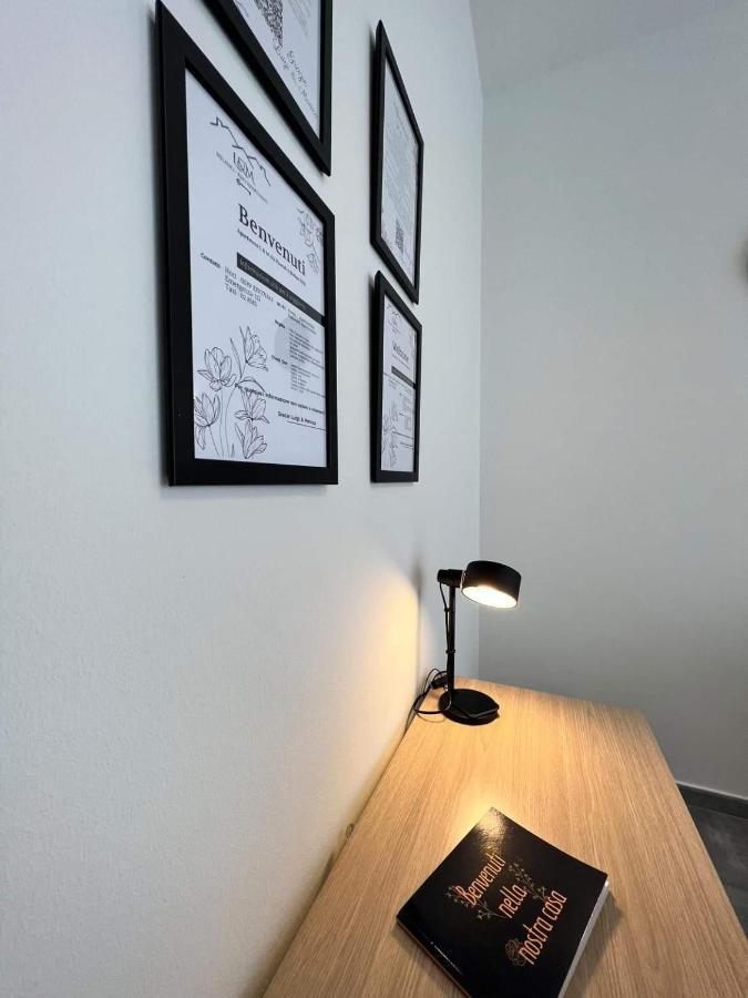 Apartment L&M, Rhomilanofiera Bollate Eksteriør billede
